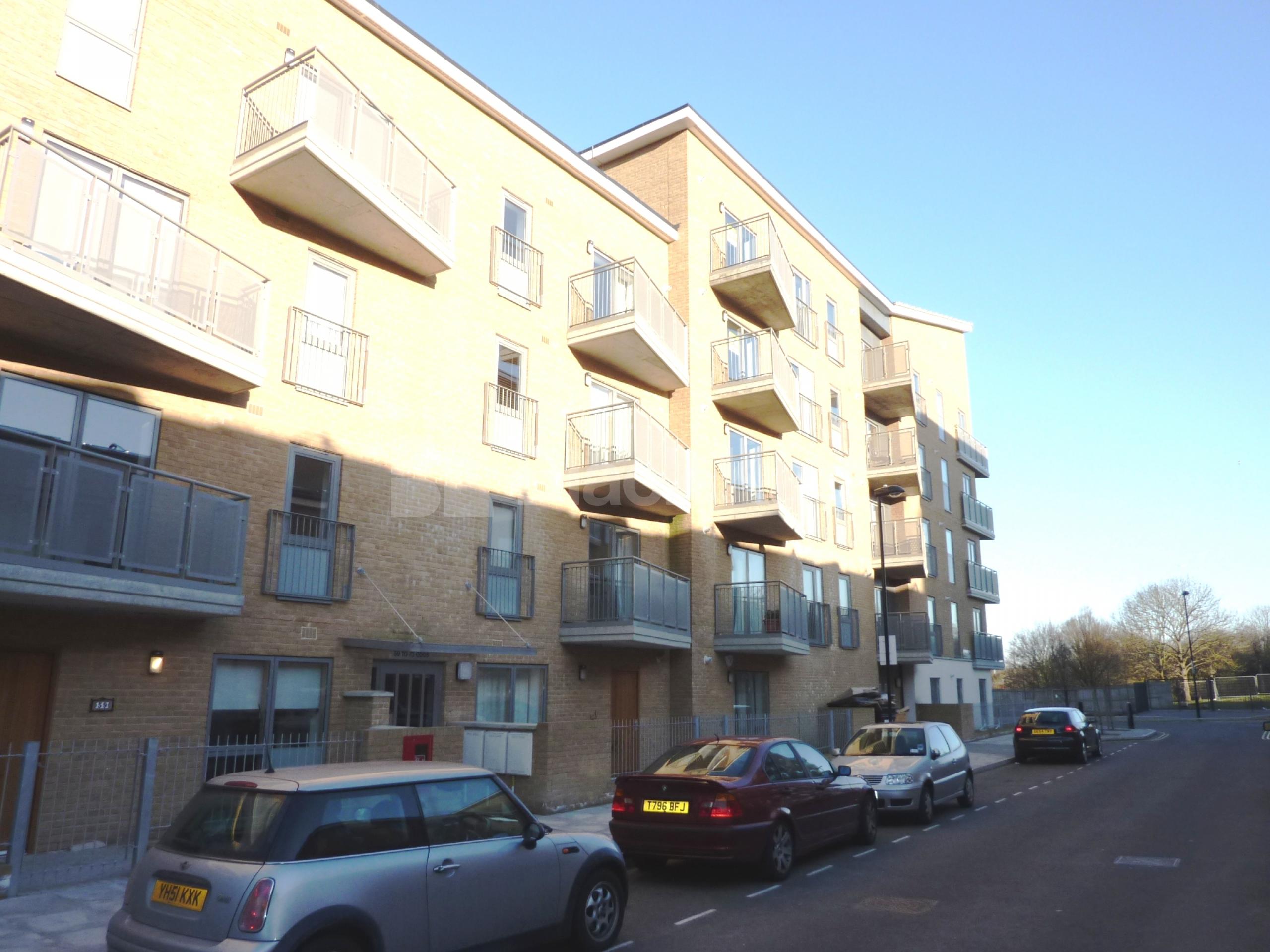 			NEW LUXURY INSTRUCTION!, 2 Bedroom, 1 bath, 1 reception Flat			 Chris Pullen Way, CALEDONIAN ROAD N7